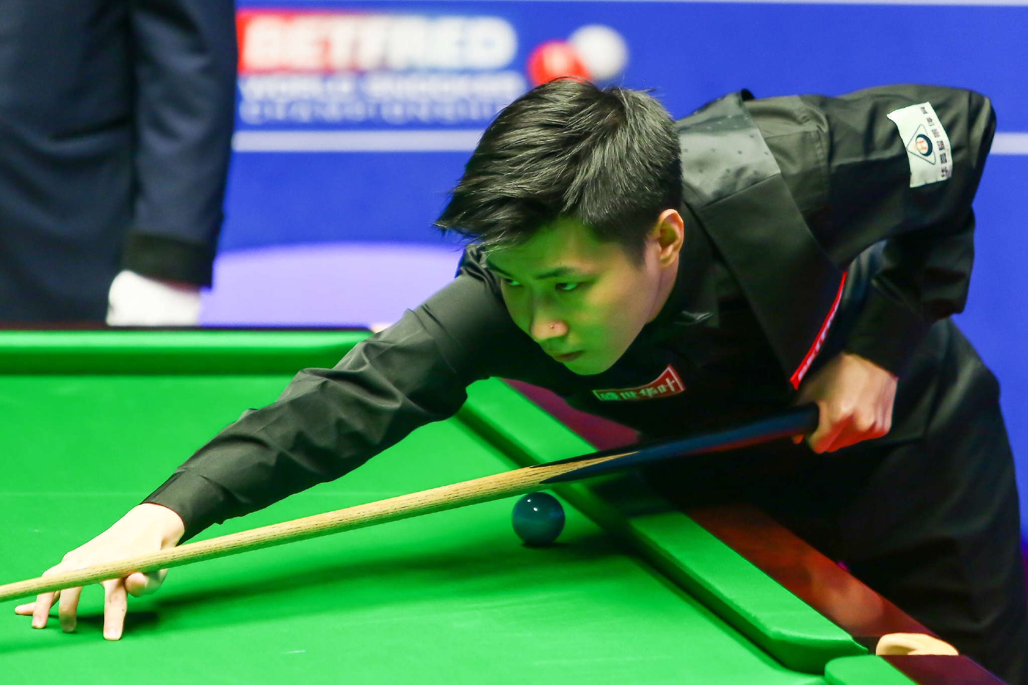 00万元人 00万元人