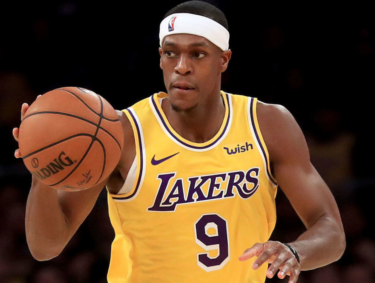 赛中继续展 赛中继续展