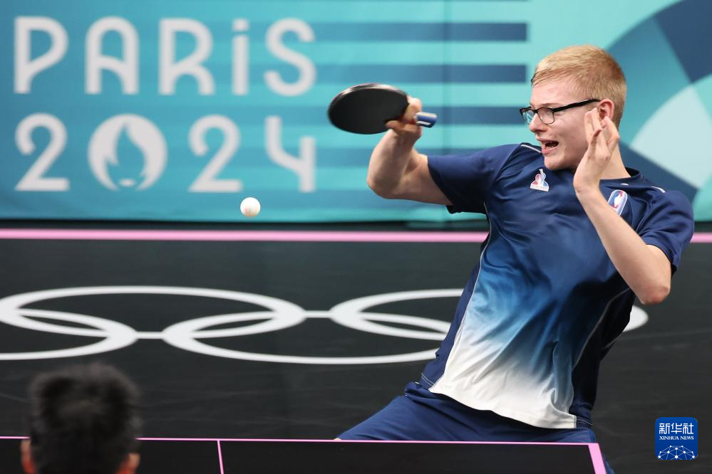 转瞬即逝的 转瞬即逝的